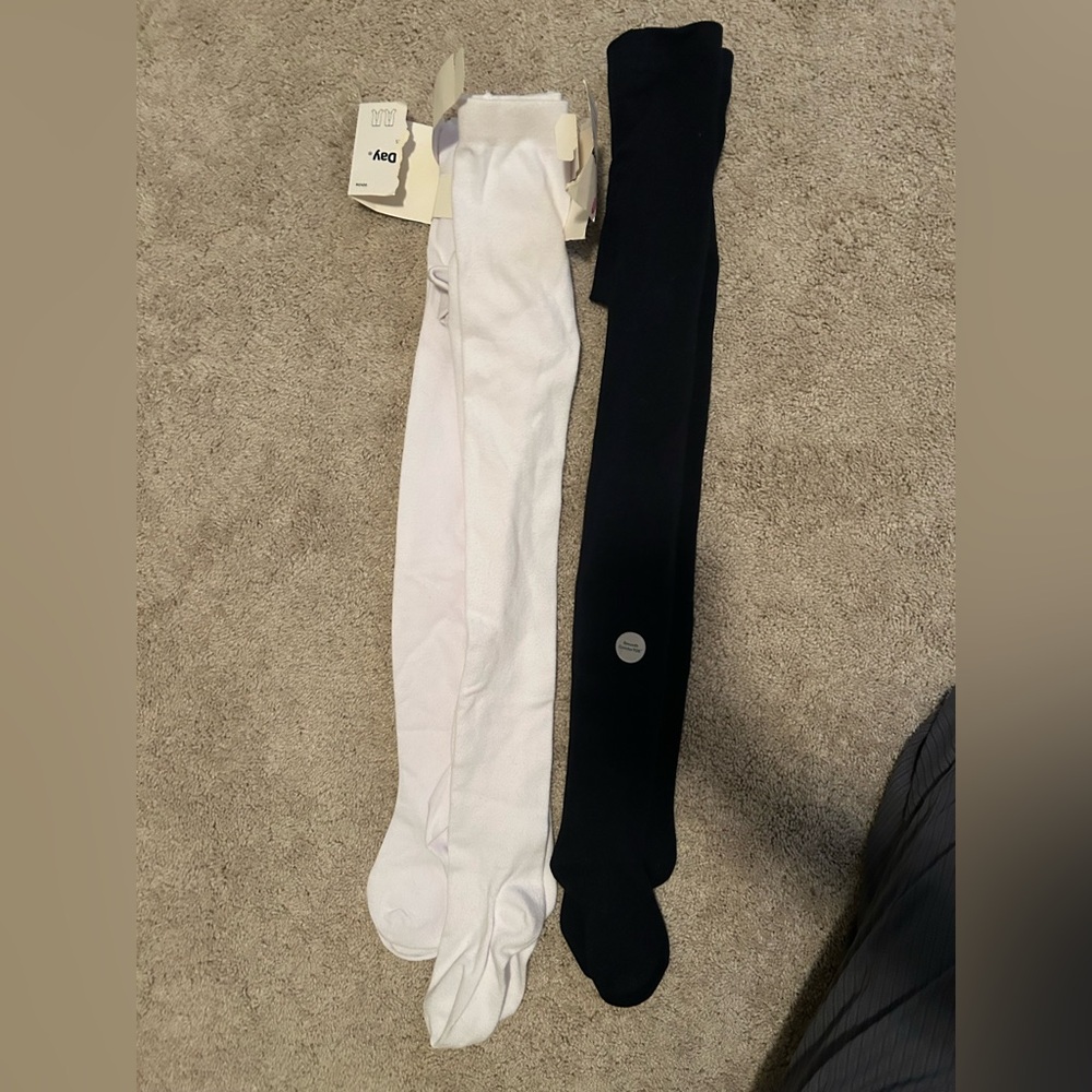NWT girls school uniform tights in size 6/8 and 10 - Picture 1 of 8